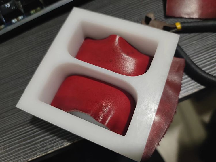 headphone case, earphone case, mould, mold